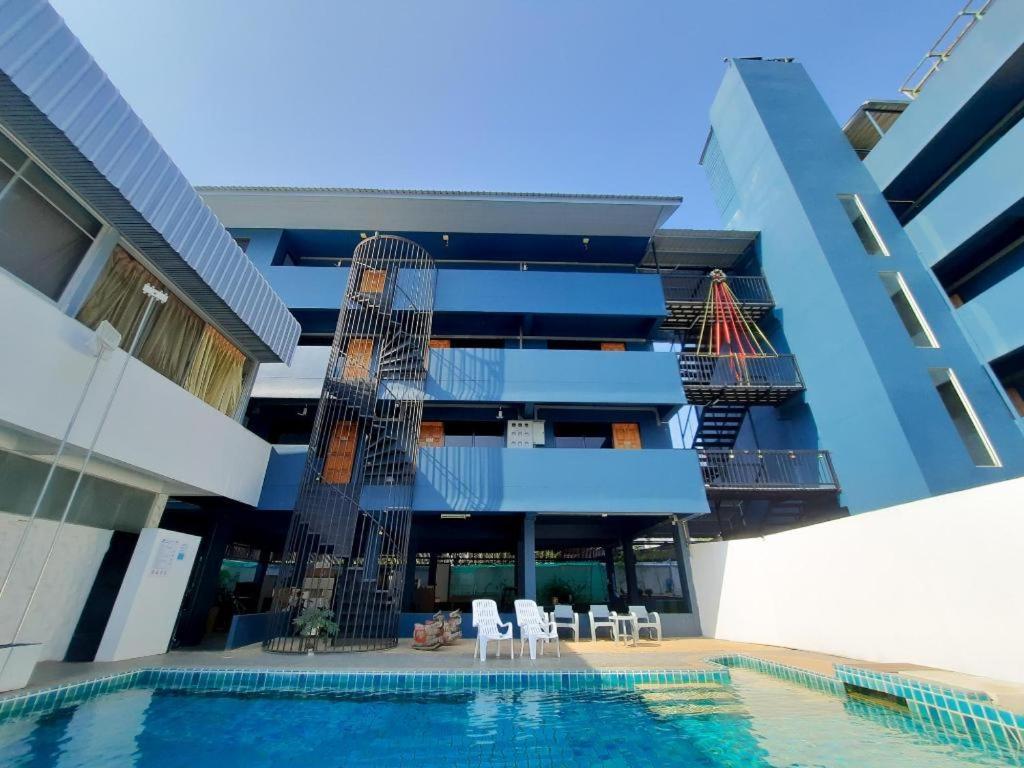 Watket Hotel Chiang Mai Exterior photo