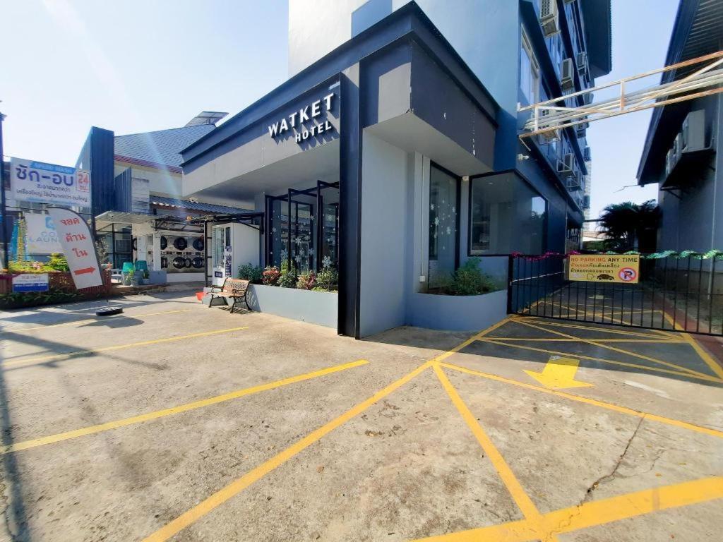 Watket Hotel Chiang Mai Exterior photo